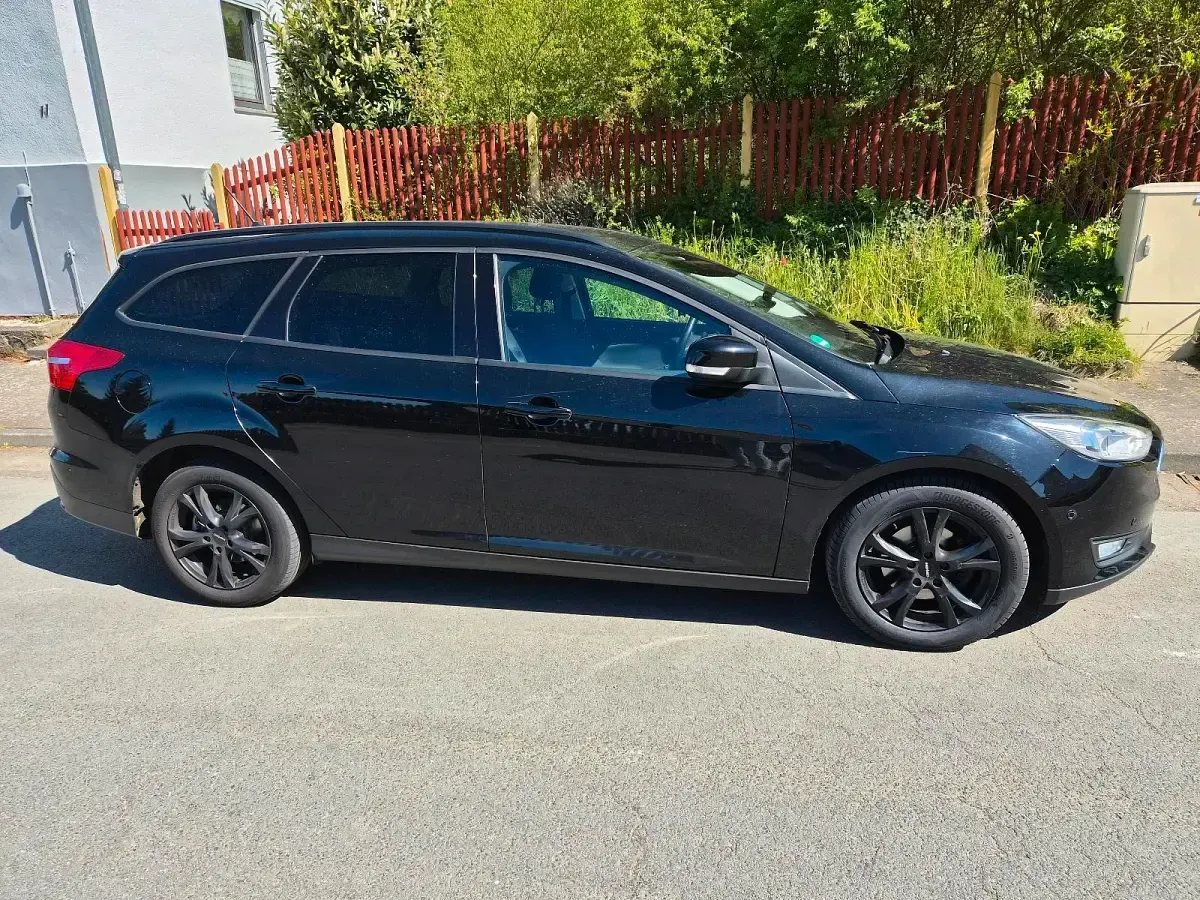 Używany Ford Focus Business Edition 125 KM (91 kW) 2018 Czarny Kombi