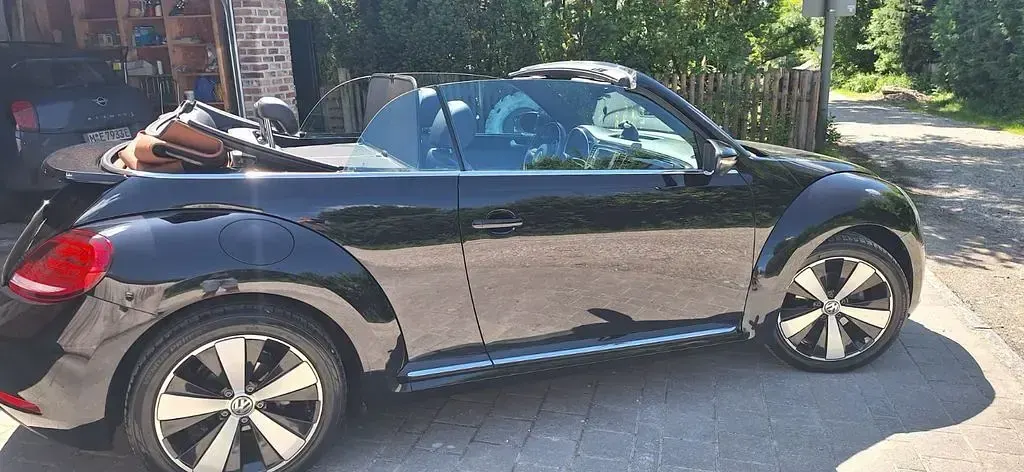 Gebraucht VW Beetle Sport 150 PS (110 kW) 2016 Schwarz Kleinwagen