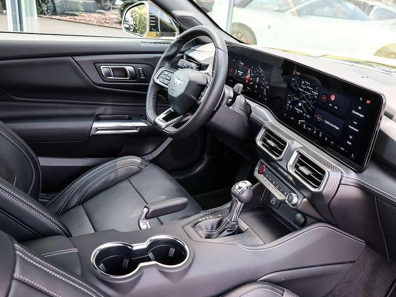 Neu Ford Mustang GT Convertible 446 PS (328 kW) 2025 Intense/key lime yellow pc Cabrio