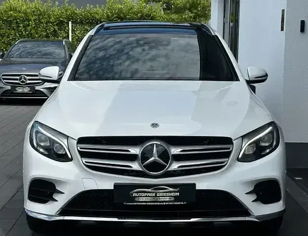Gebraucht Mercedes GLC300 AMG 245 PS (180 kW) 2018 Weiß SUV