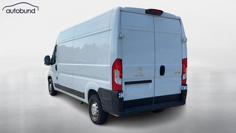 Gebraucht Peugeot Boxer 140 PS (102 kW) 2024 Weiß Van