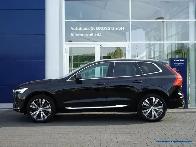 Gebraucht Volvo XC60 Ultimate 250 PS (183 kW) 2023 019 black stone SUV