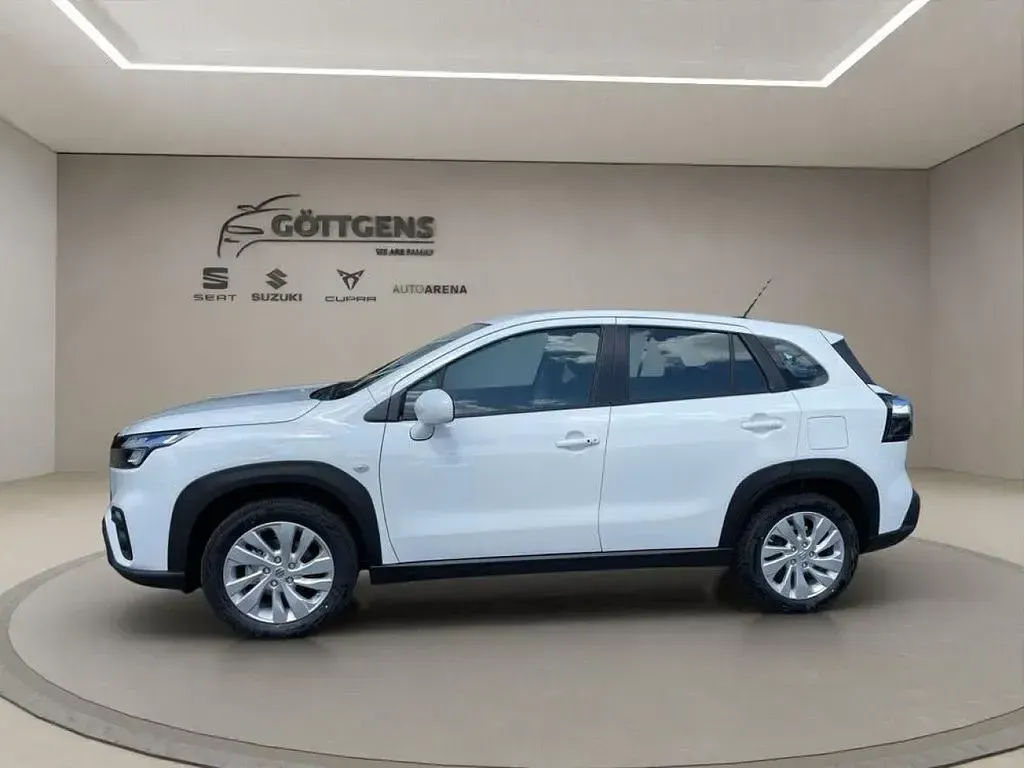 Gebraucht Suzuki SX4 S-Cross Comfort+ 129 PS (94 kW) 2025 Weiß SUV