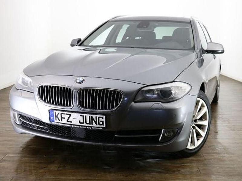 Gebraucht BMW 525 218 PS (160 kW) 2012 Grau Limousine