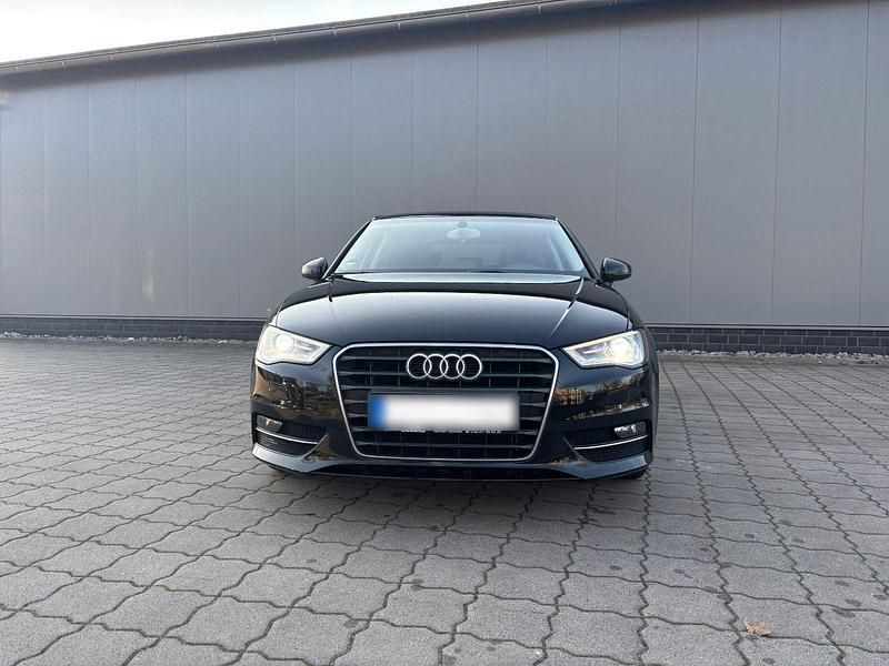Gebraucht Audi A3 Ambition 125 PS (91 kW) 2015 Schwarz Limousine