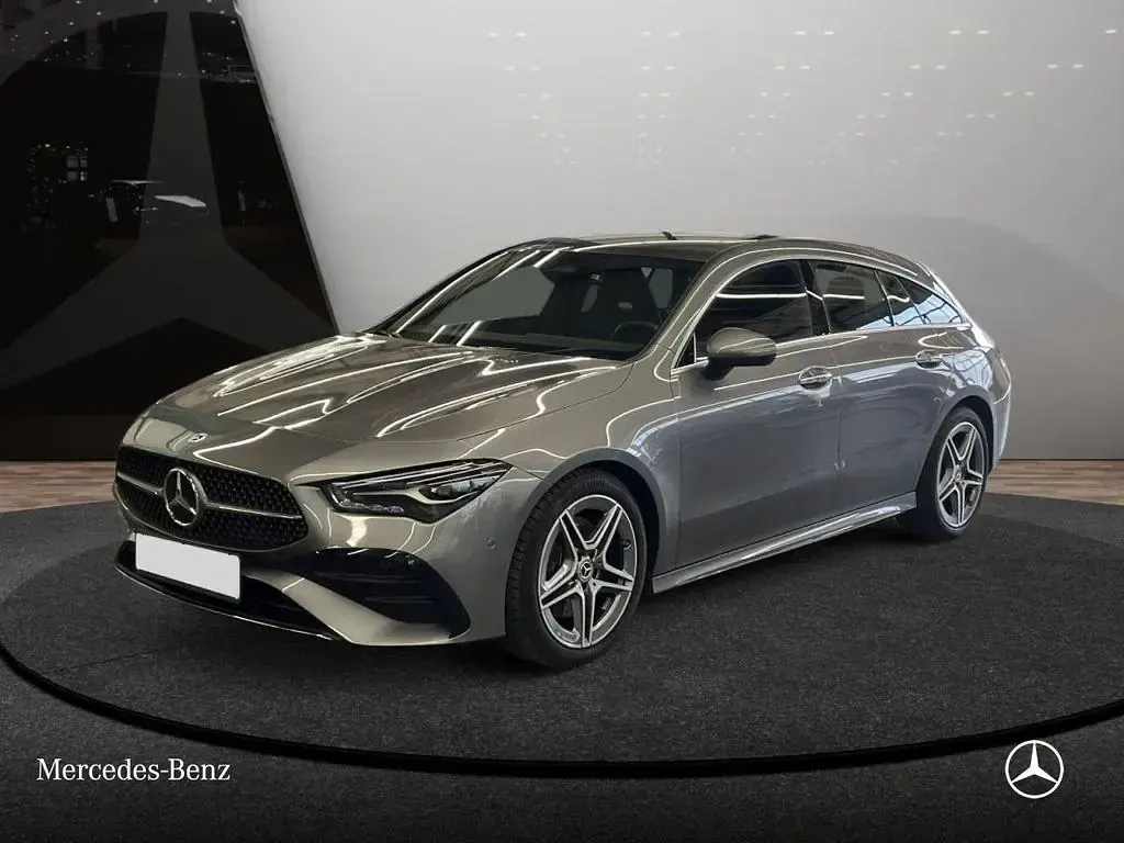 Gebraucht Mercedes CLA200 Shooting Brake Advanced Plus 163 PS (119 kW) 2025 Grau Kombi