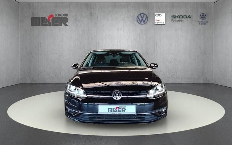 Gebraucht VW Golf VII Comfortline 125 PS (91 kW) 2017 Schwarz Limousine