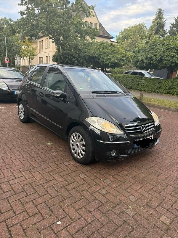 Schwarz Gebraucht 2005 Mercedes A150 Avantgarde Kleinwagen | 2.500 € - Bild 1/4
