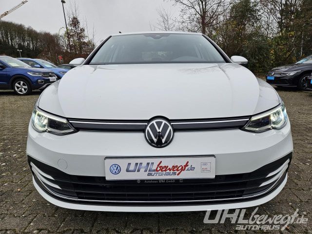 Gebraucht VW Golf VIII Move 131 PS (96 kW) 2023 Silber Kleinwagen
