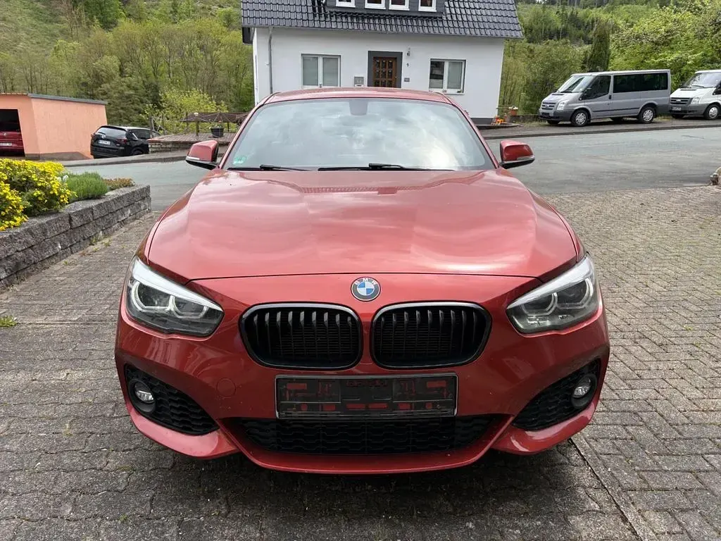 Gebraucht BMW 118 M Sport 136 PS (100 kW) 2018 Orange Limousine