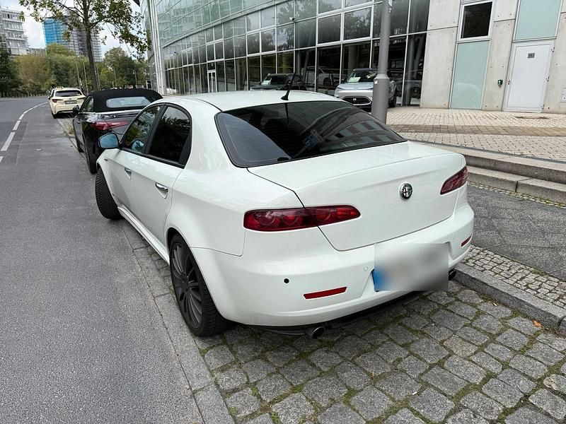 Gebraucht Alfa Romeo 159 Turismo 200 PS (147 kW) 2010 Weiß Limousine