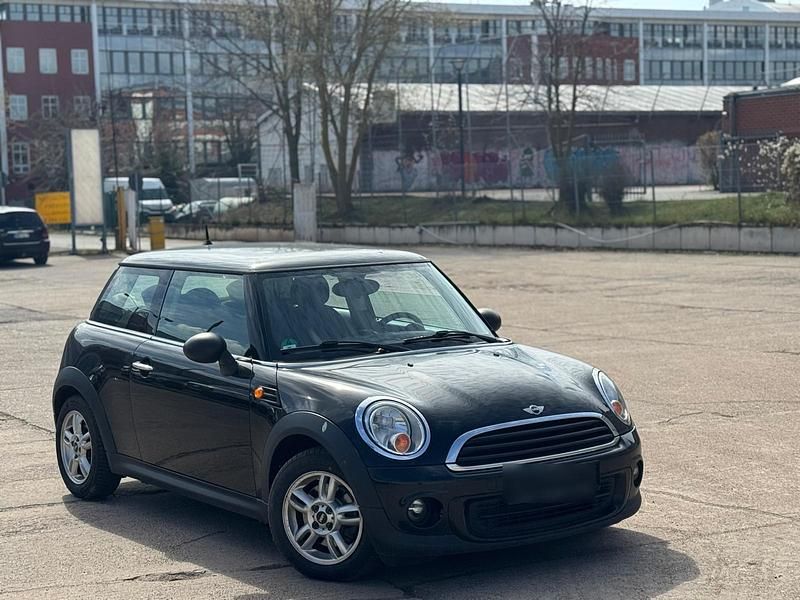 Gebraucht Mini ONE 102 PS (75 kW) 2013 Schwarz Kleinwagen