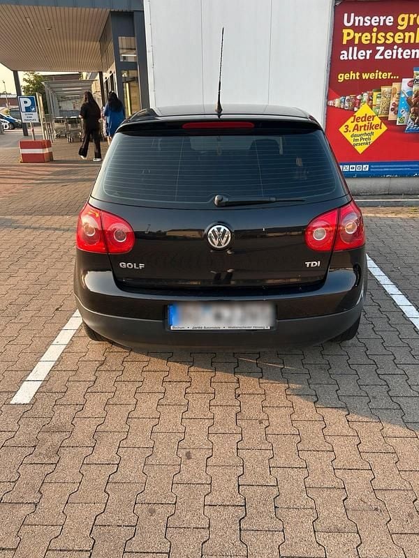 Gebraucht VW Golf 105 PS (77 kW) 2007 Schwarz SUV