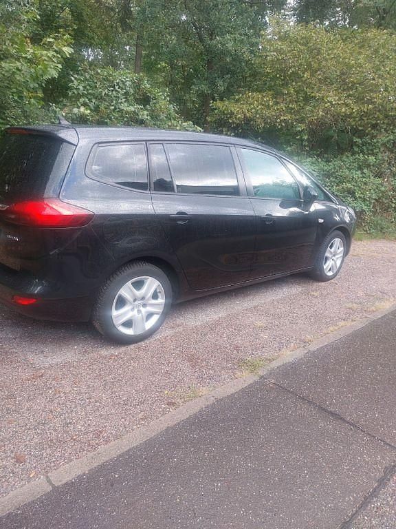 Gebraucht Opel Zafira Tourer drive 136 PS (100 kW) 2015 Schwarz Van / Kleinbus