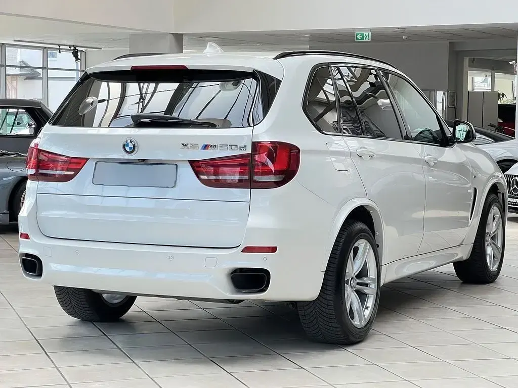Gebraucht BMW X5 M50 Shadowline 381 PS (280 kW) 2018 Weiß metallic SUV