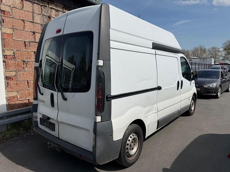 Brugt Renault Trafic 101 HK (74 kW) 2003 Hvid MPV