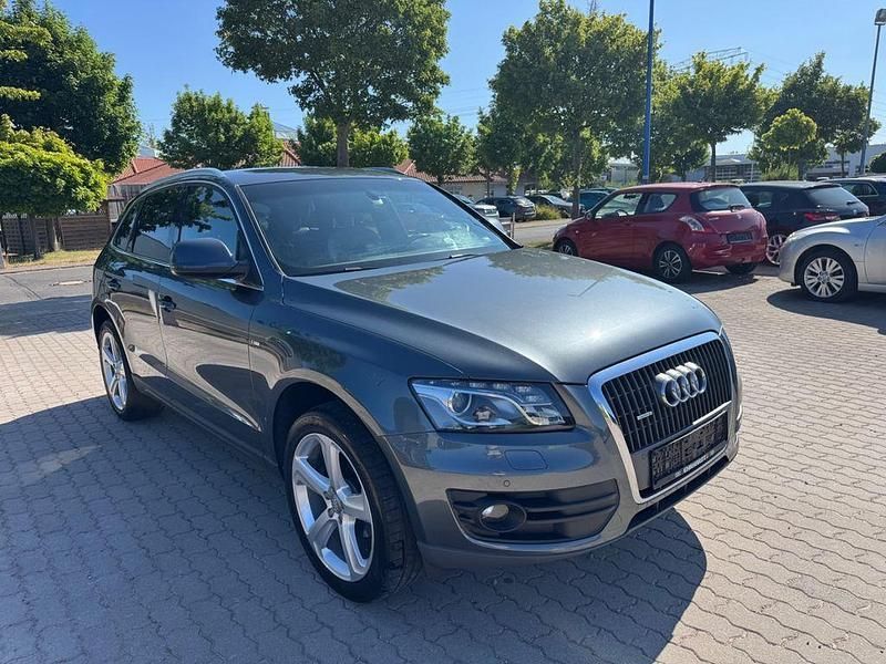 Grau Gebraucht 2011 Audi Q5 S-Line SUV | 10.900 € (Superpreis) - Bild 1/4