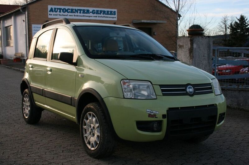 Grün Gebraucht 2005 Fiat Panda Climbing Kleinwagen | 2.999 € (Fairer Preis) - Bild 1/4
