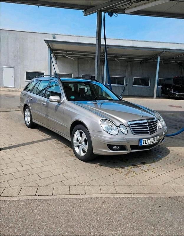 Beige Gebraucht 2008 Mercedes E280 Kombi | 5.200 € (Fairer Preis) - Bild 1/4