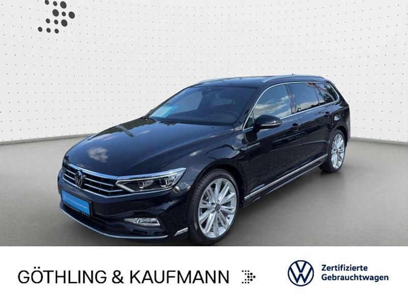 Deep black perleffekt Gebraucht 2022 VW Passat R-line Kombi | 31.960 € - Bild 1/3