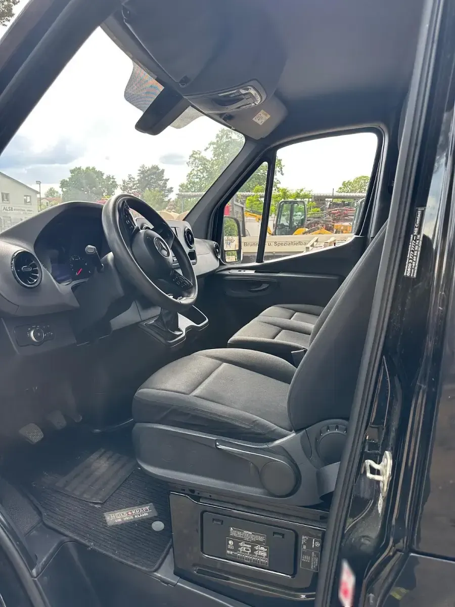 Gebraucht Mercedes Sprinter 143 PS (105 kW) 2018 Schwarz Van