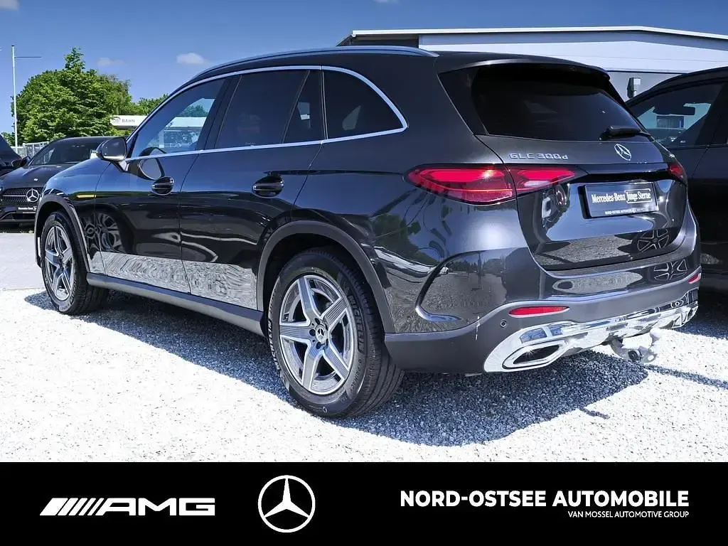 Gebraucht Mercedes GLC300 AMG 269 PS (197 kW) 2025 Graphitgrau metallic SUV