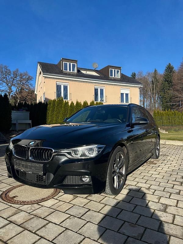 Schwarz Gebraucht 2018 BMW 320 M Sport Kombi | 17.500 € (Guter Preis) - Bild 1/4