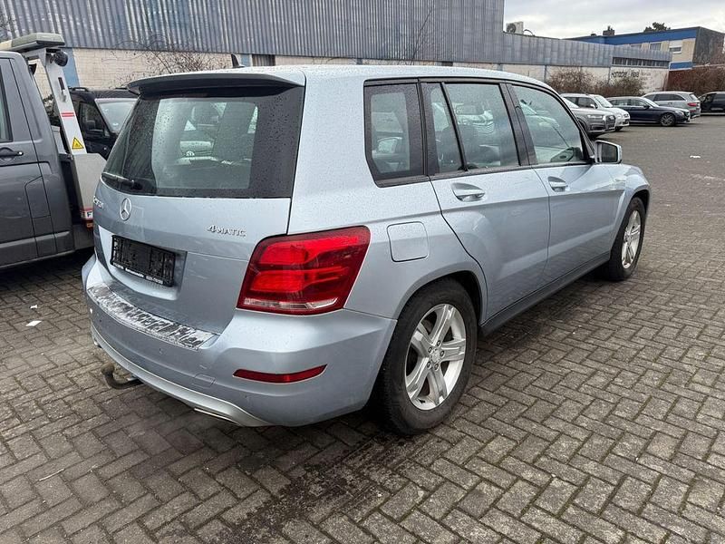 Gebraucht Mercedes GLK220 170 PS (125 kW) 2013 Silber SUV