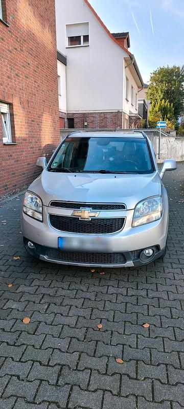 Silber Gebraucht 2013 Chevrolet Orlando Kombi | 6.799 € (Fairer Preis) - Bild 1/4