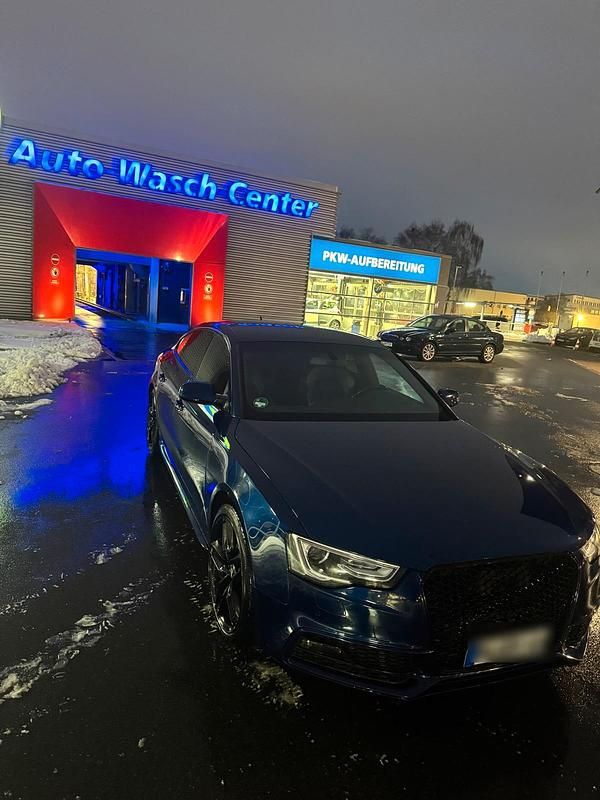 Gebraucht Audi A5 S-Line 177 PS (130 kW) 2012 Blau Limousine