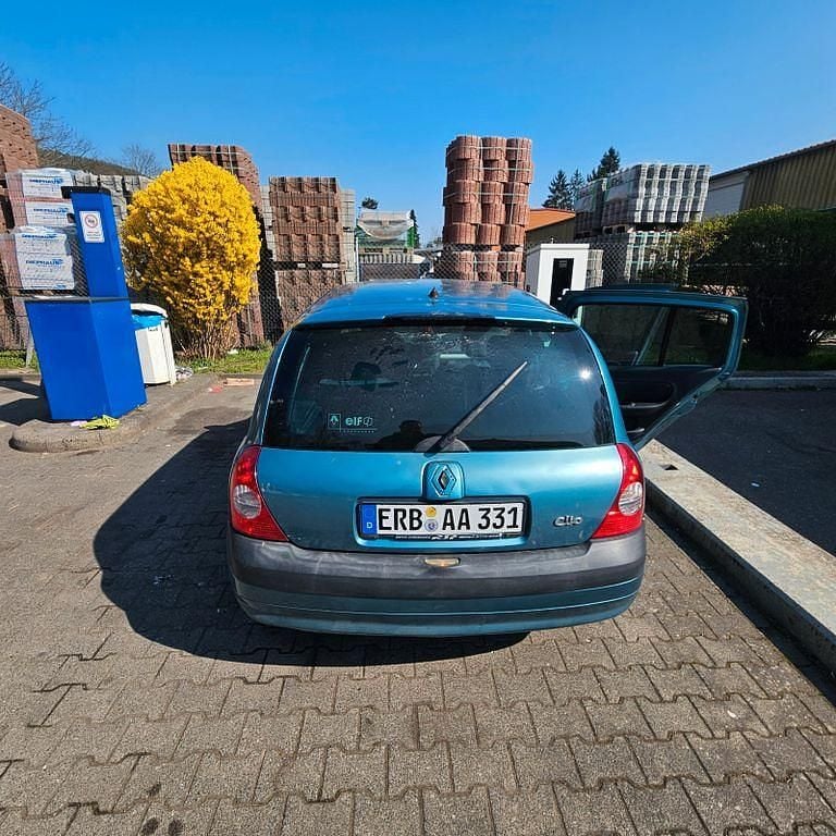 Gebraucht Renault Clio II 75 PS (55 kW) 2004 Blau Limousine