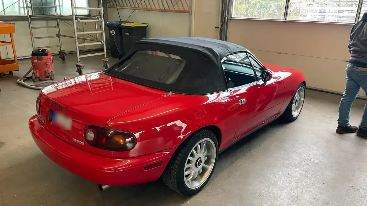 Gebraucht Mazda MX5 115 PS (84 kW) 1990 Rot Cabrio