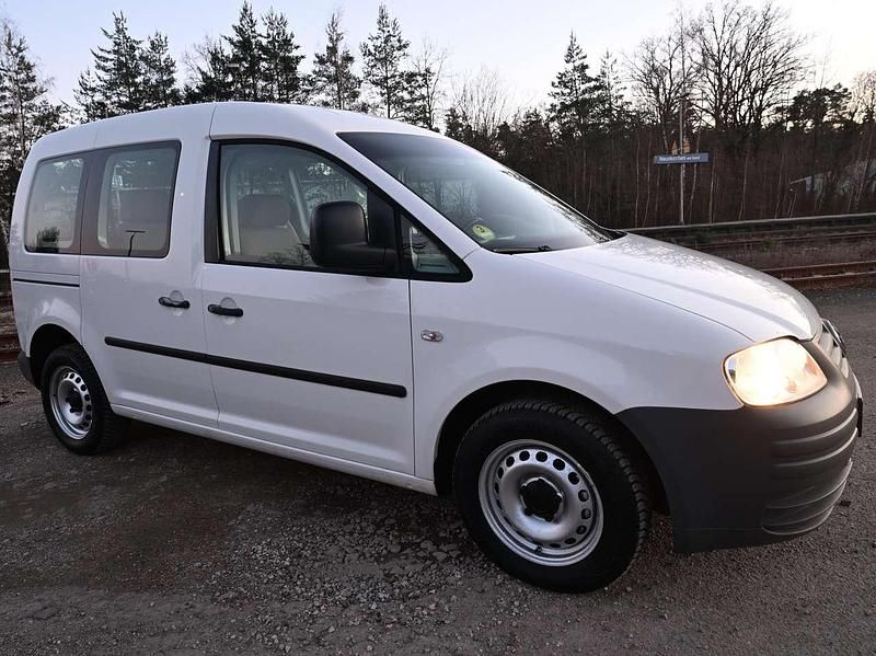 Gebraucht VW Caddy 69 PS (50 kW) 2005 Candyweiß Van / Kleinbus