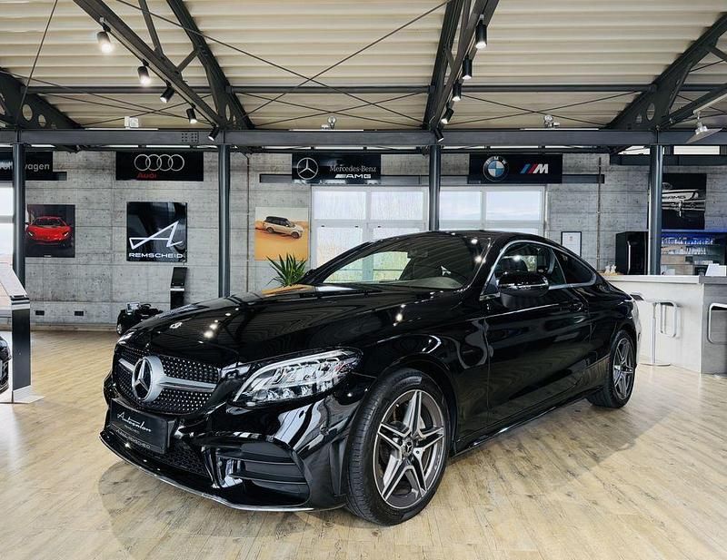 Schwarz unilack Gebraucht 2019 Mercedes C200 Coupé | 31.990 € (Guter Preis) - Bild 1/4