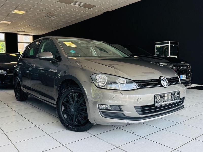 Grau Gebraucht 2014 VW Golf VII Limousine | 7.900 € (Fairer Preis) - Bild 1/4