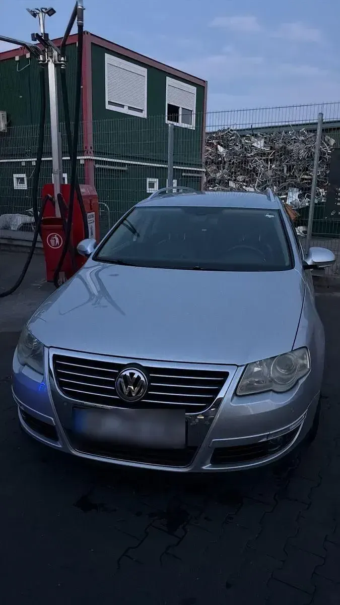 Gebraucht VW Passat Comfortline 140 PS (102 kW) 2008 Silber Limousine