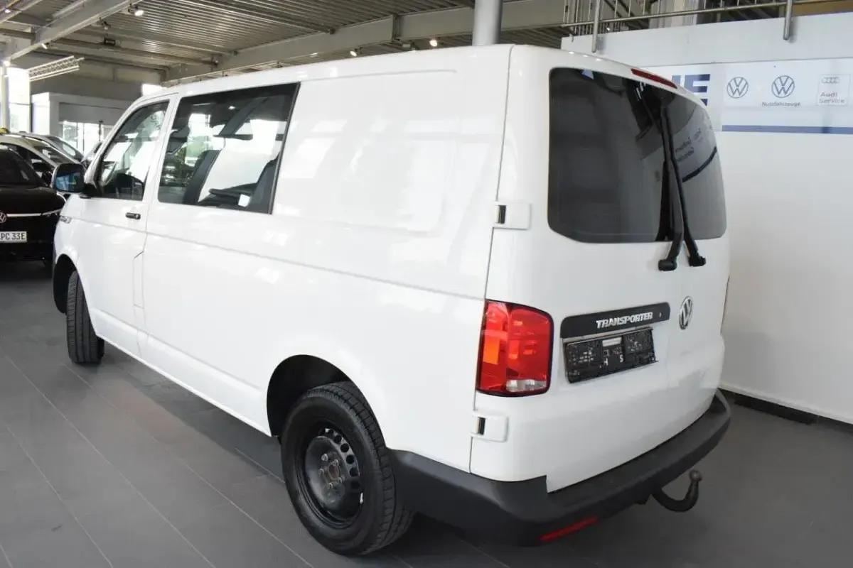 Gebraucht VW Transporter 150 PS (110 kW) 2023 Candy weiß Van