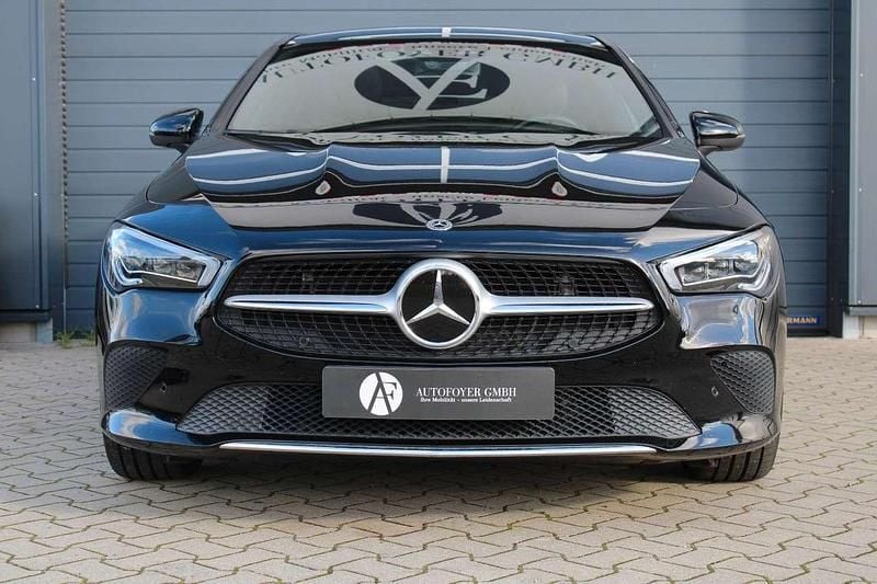 Gebraucht Mercedes CLA220 190 PS (139 kW) 2020 Nachtschwarz  unilack Limousine
