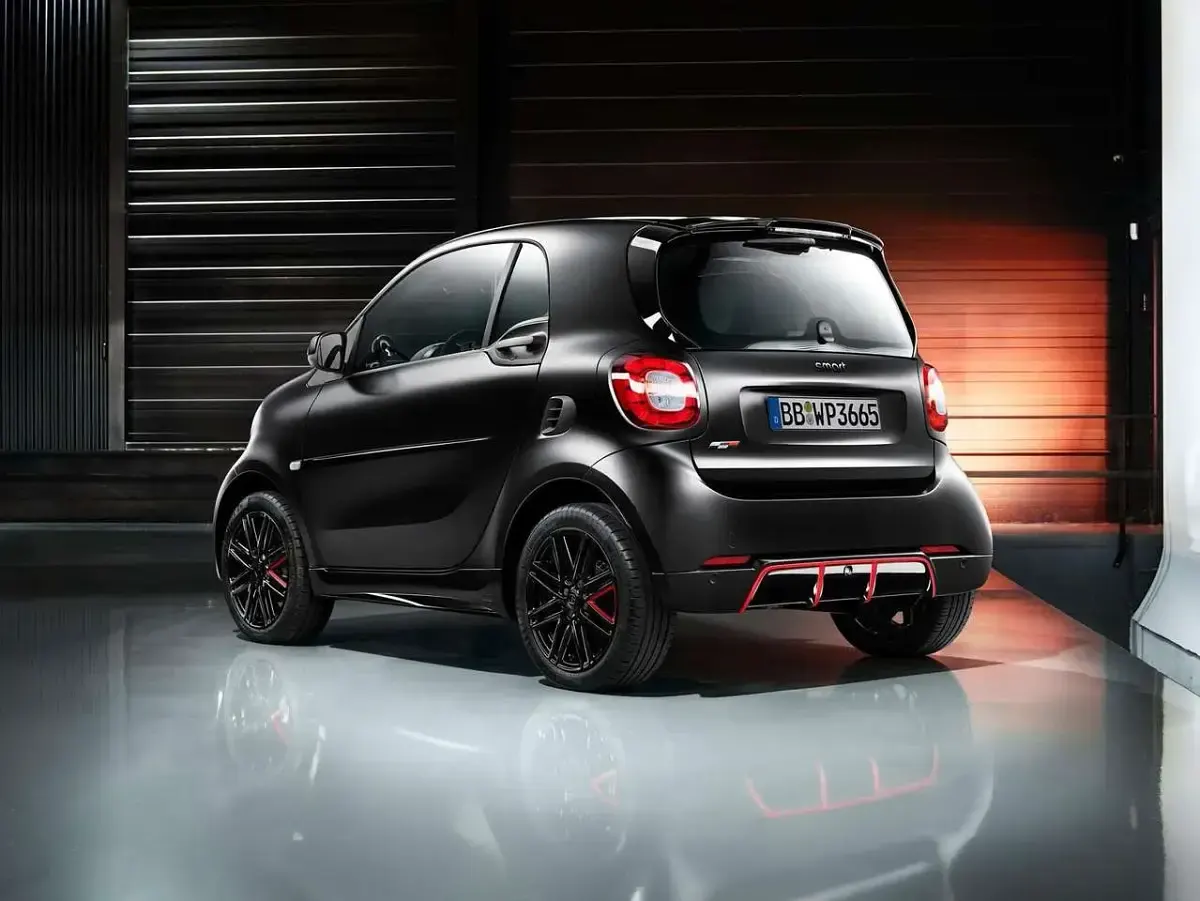 Gebraucht Smart ForTwo Coupé Brabus 41 kW (56 PS) 2019 Schwarz Coupé
