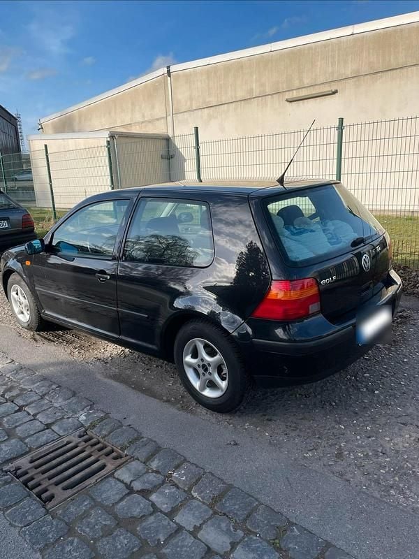 Gebraucht VW Golf IV 101 PS (74 kW) 1998 Schwarz Kleinwagen