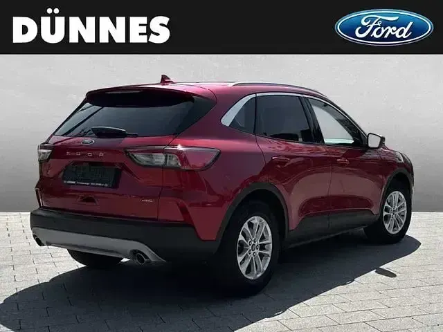 Gebraucht Ford Kuga Titanium 225 PS (165 kW) 2021 Rot SUV