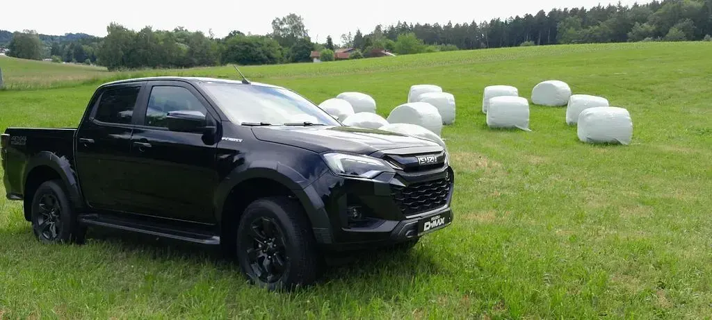 Neu Isuzu D-Max 163 PS (119 kW) 2026 Schwarz Pickup