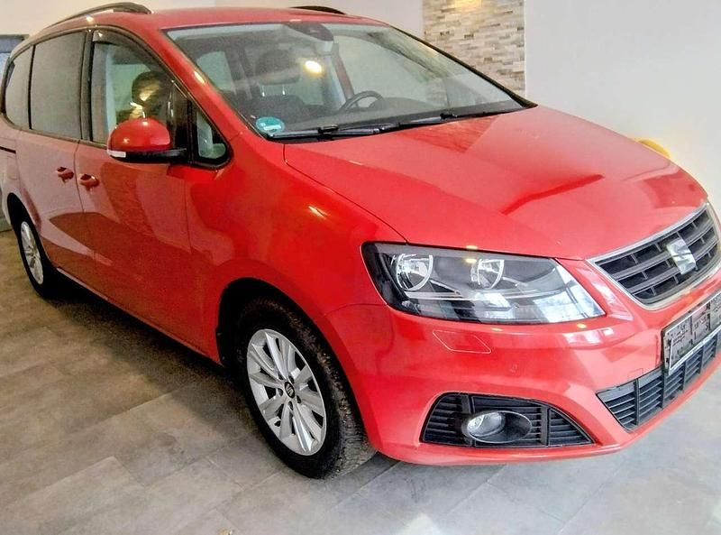 Gebraucht Seat Alhambra Style 150 PS (110 kW) 2017 Romancerotmetallic Van / Kleinbus