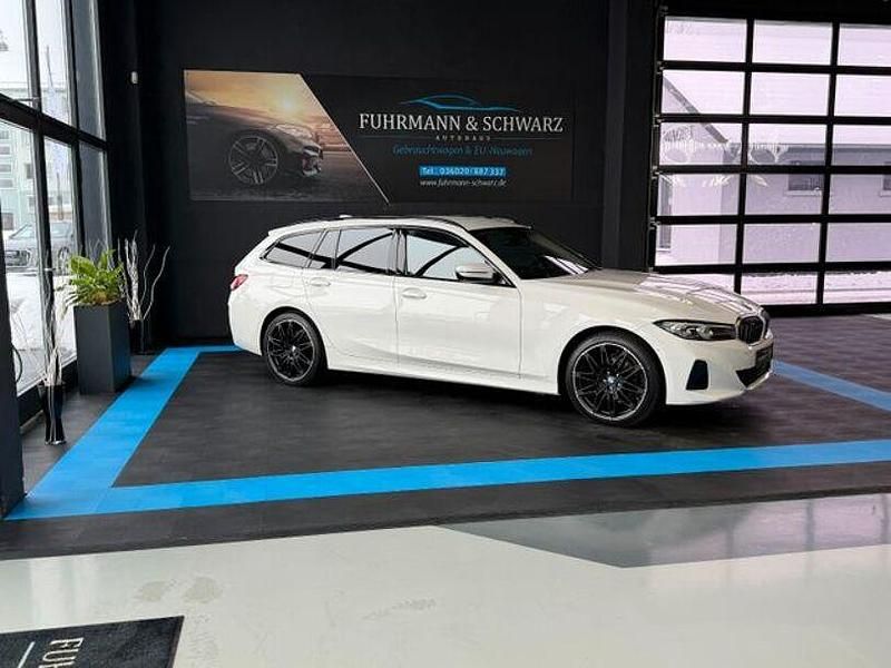 Gebraucht BMW 320 Performance 190 PS (139 kW) 2024 Weiß Limousine