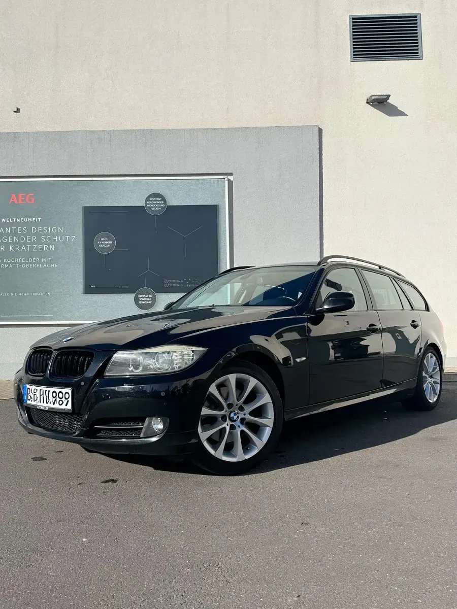 Gebraucht BMW 320 177 PS (130 kW) 2008 Schwarz Kombi