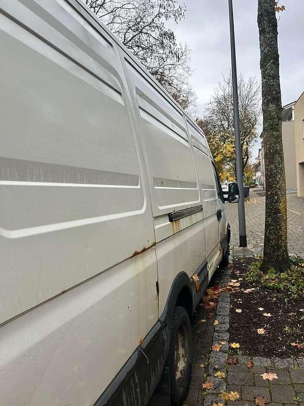 Gebraucht 2010 Iveco Daily Van | 2.500 € - Bild 1/3