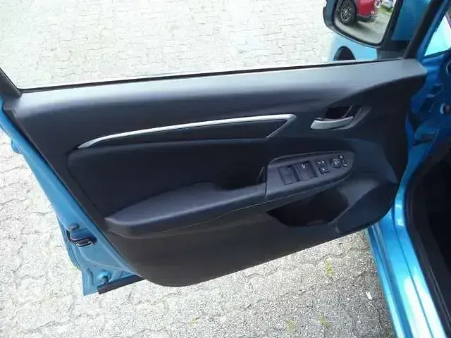 Gebraucht Honda Jazz Comfort 102 PS (75 kW) 2018 Skyride blue m. Kleinwagen