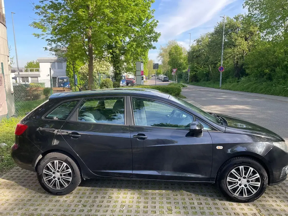 Second-hand Seat Ibiza ST Reference 75 CP (55 kW) 2010 Negru Break