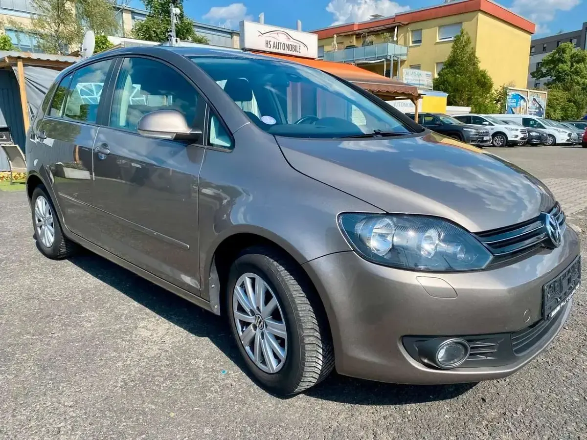 Gebraucht VW Golf Plus Cross Comfortline 105 PS (77 kW) 2012 Kaschmirbraun Kombi