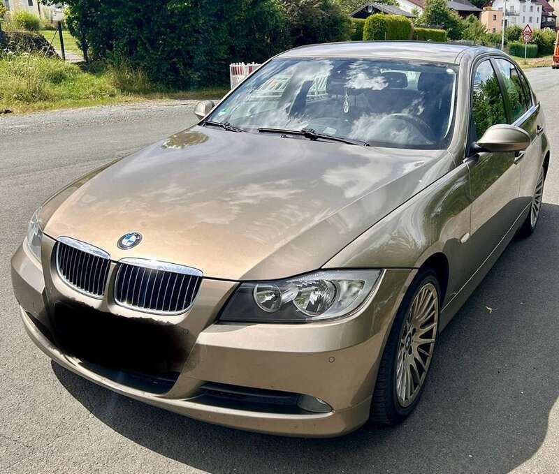 Gebraucht 2006 BMW 325 Limousine | 6.399 € (Etwas zu teuer) - Bild 1/4